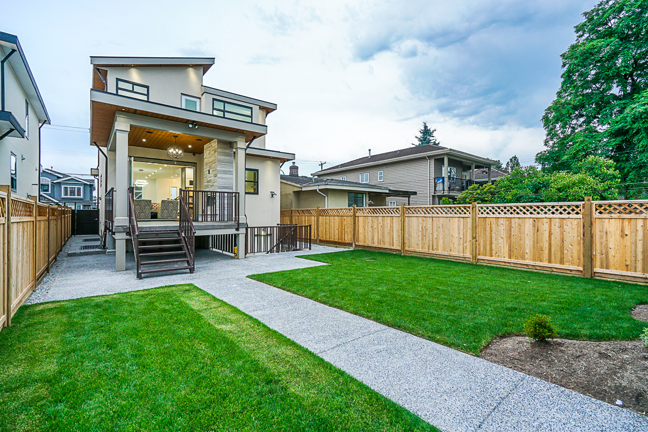 8017 16th Avenue, Burnaby 36