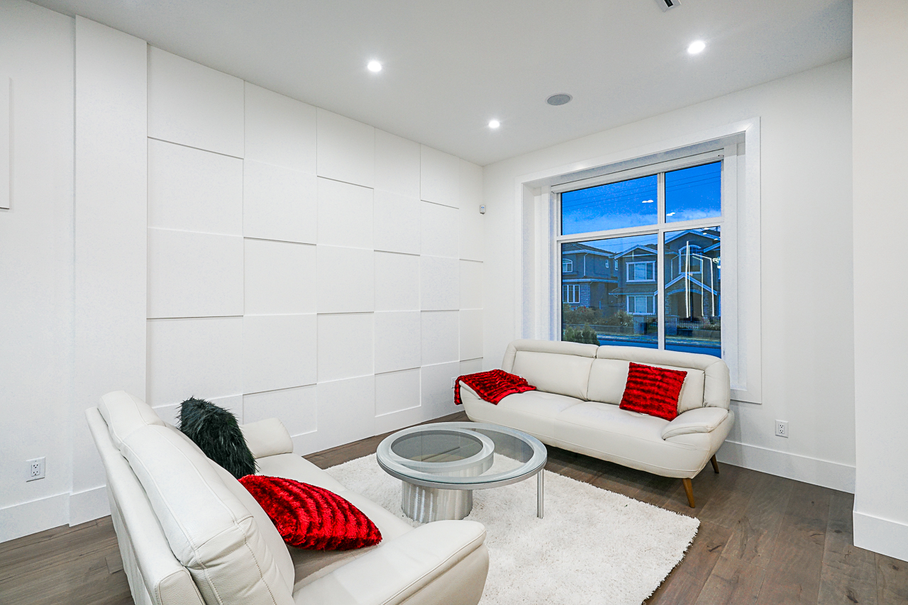 8017 16th Avenue, Burnaby 3