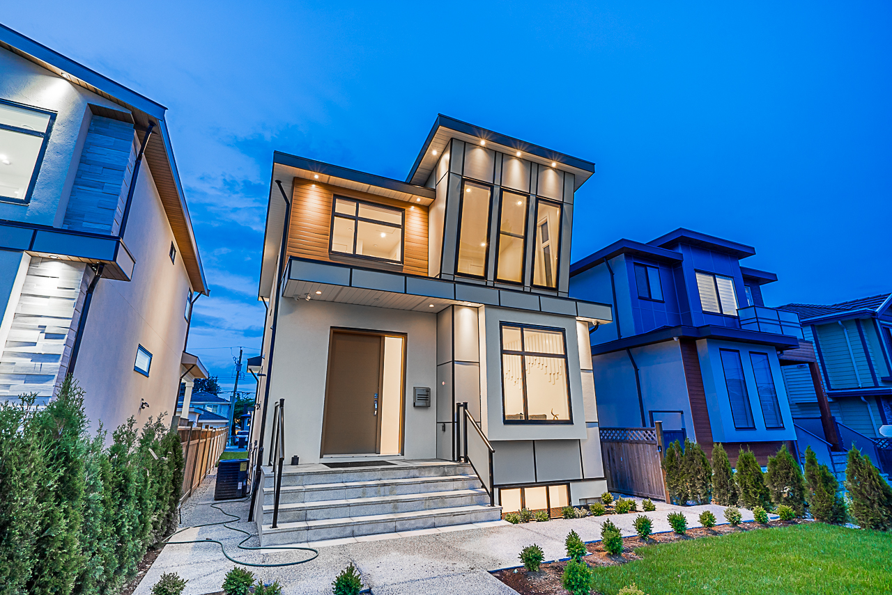 8023 16th Avenue, Burnaby 2