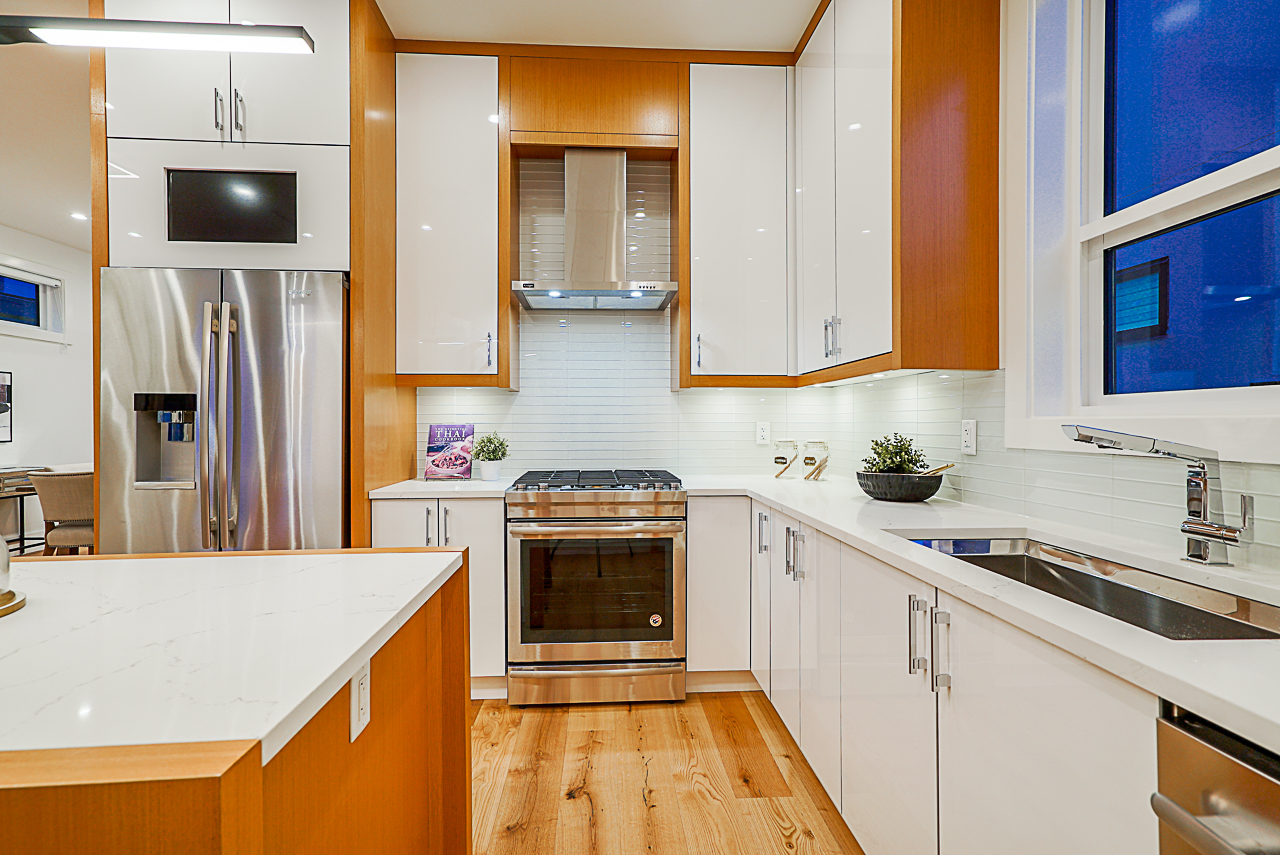 8023 16th Avenue, Burnaby 20