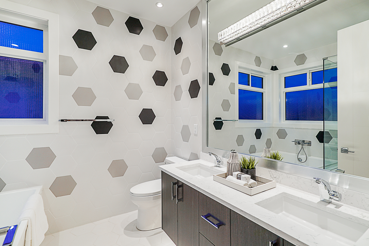 8023 16th Avenue, Burnaby 32