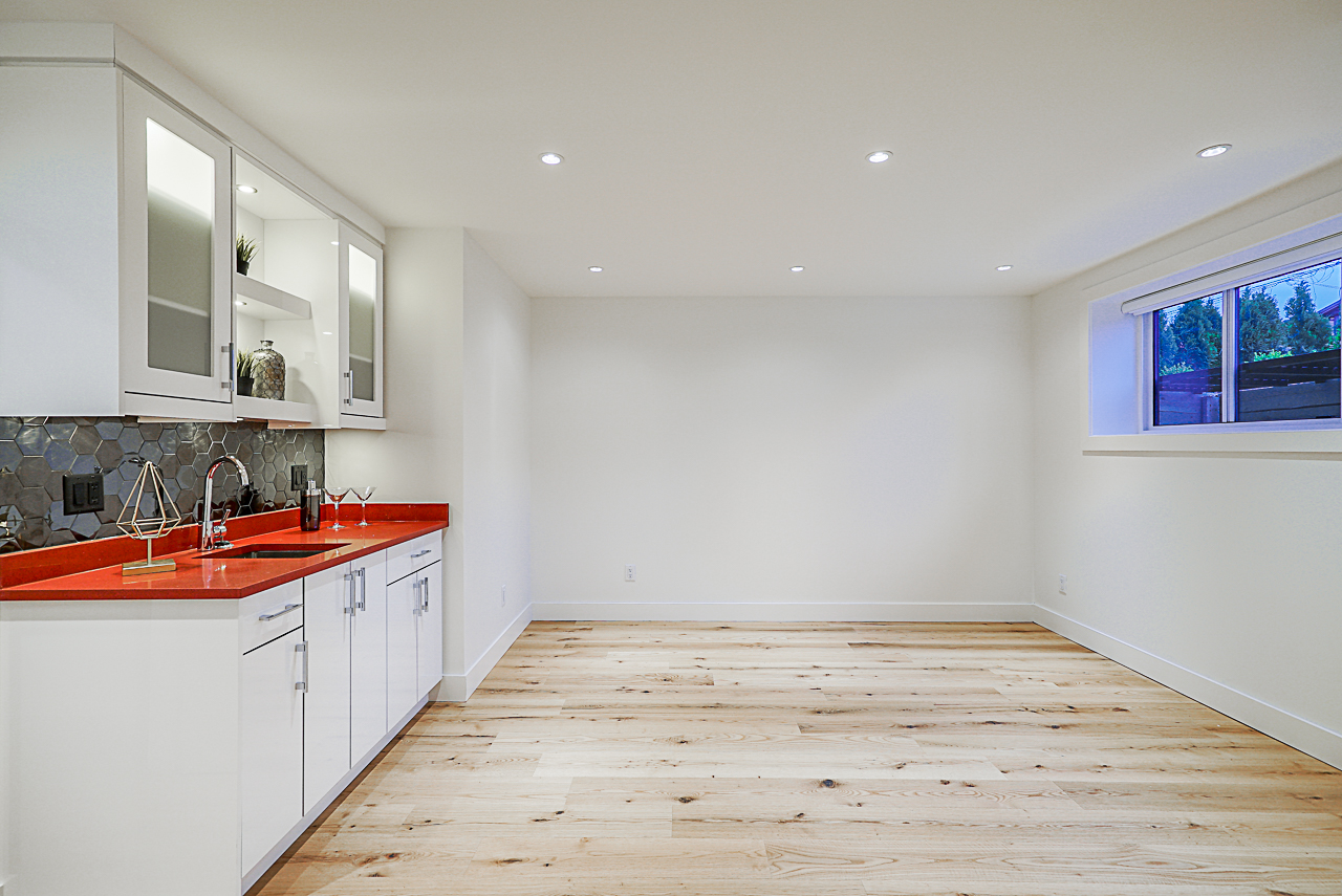 8023 16th Avenue, Burnaby 36