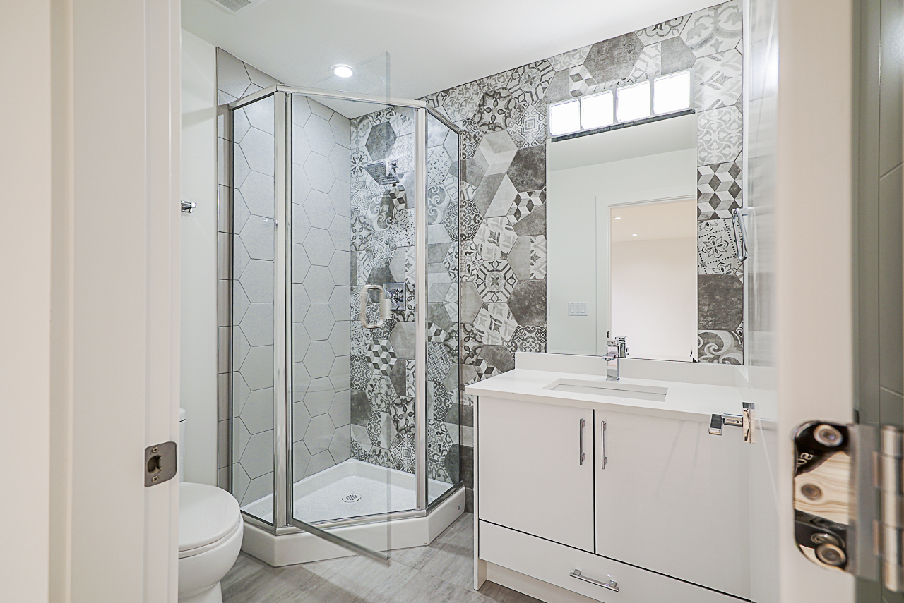 8023 16th Avenue, Burnaby 37