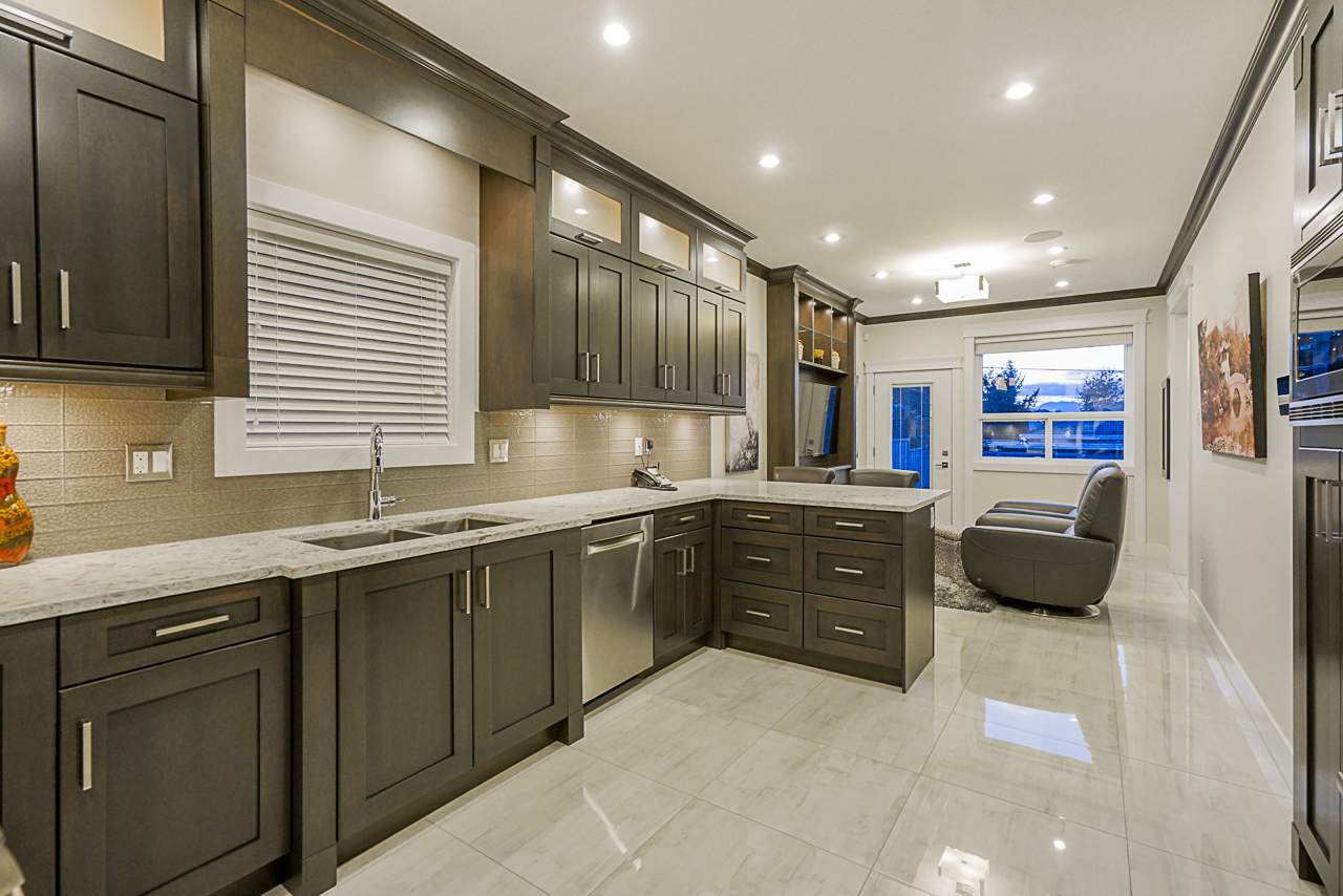8459 16th Avenue, Burnaby 11