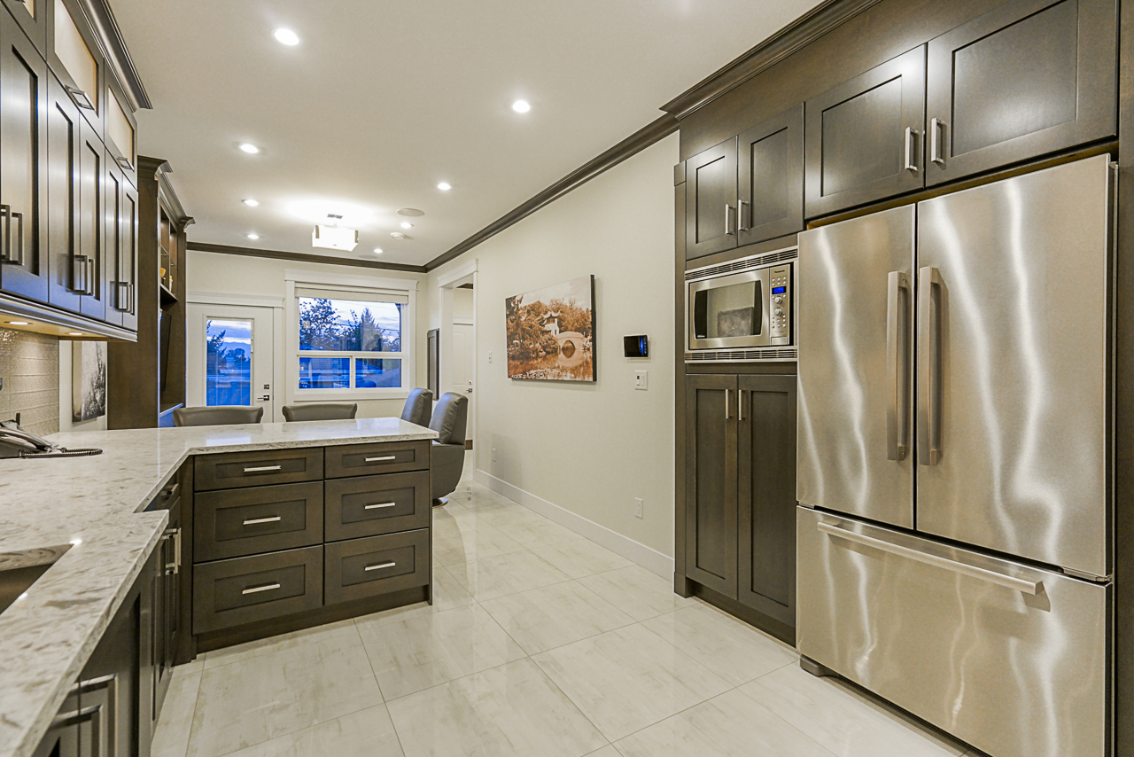 8459 16th Avenue, Burnaby 12