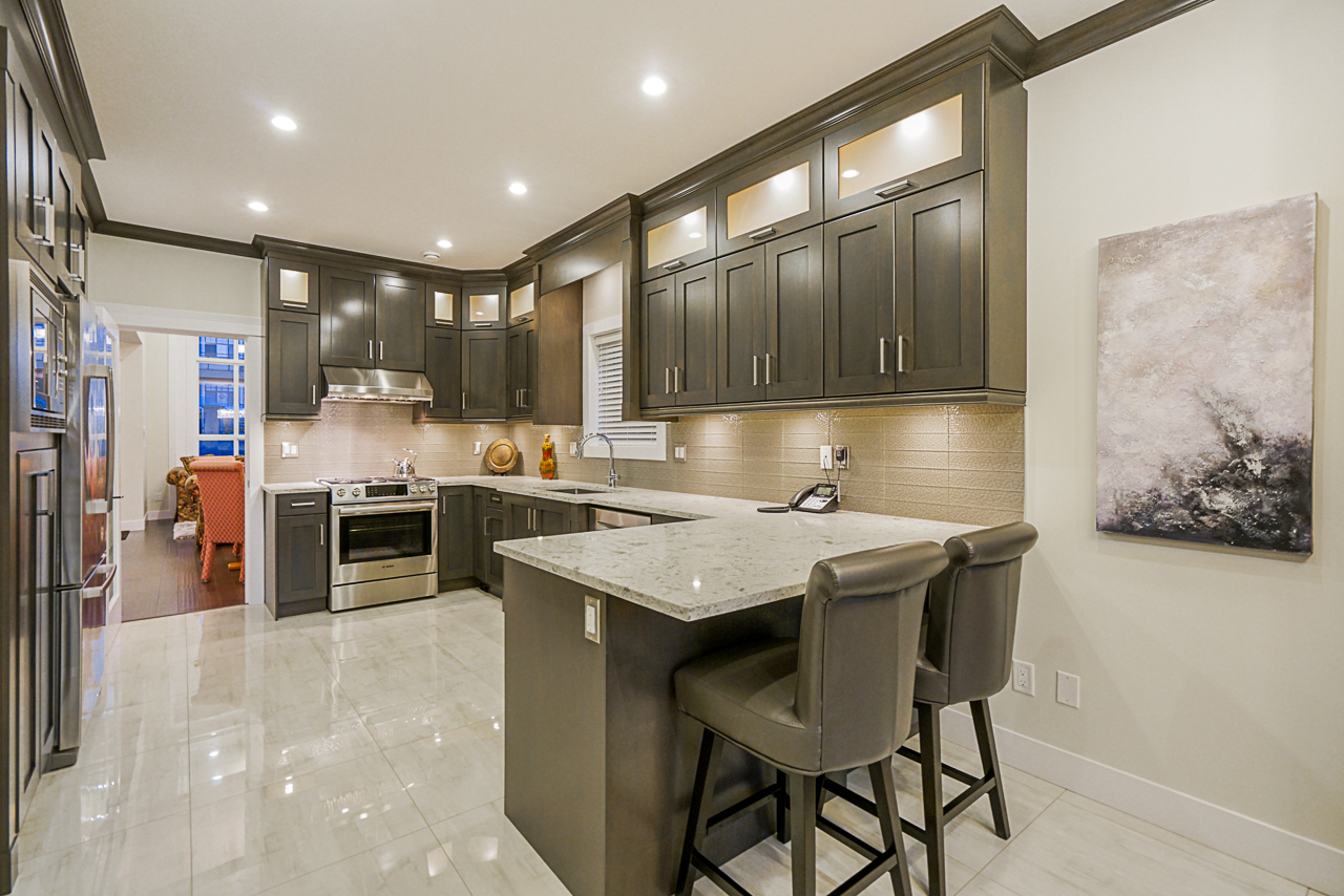 8459 16th Avenue, Burnaby 13