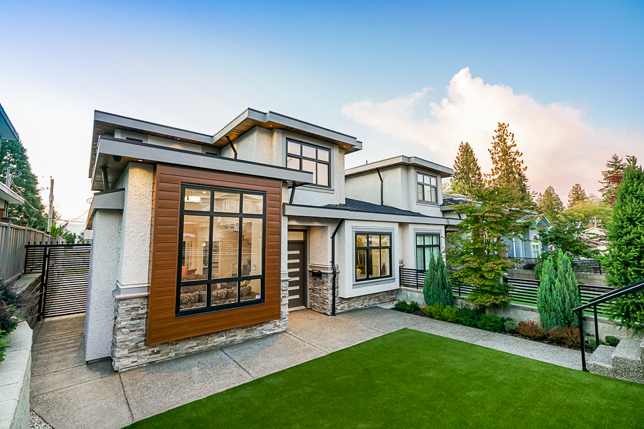 8459 16th Avenue, Burnaby 3