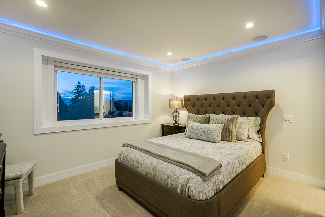 8459 16th Avenue, Burnaby 35