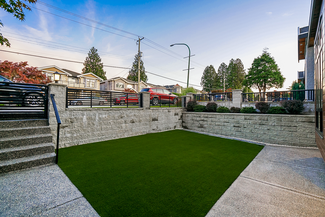8459 16th Avenue, Burnaby 5