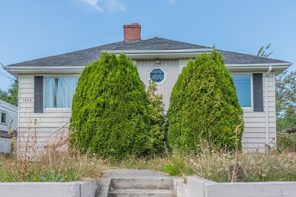 1525 EDINBURGH ST, BURNABY