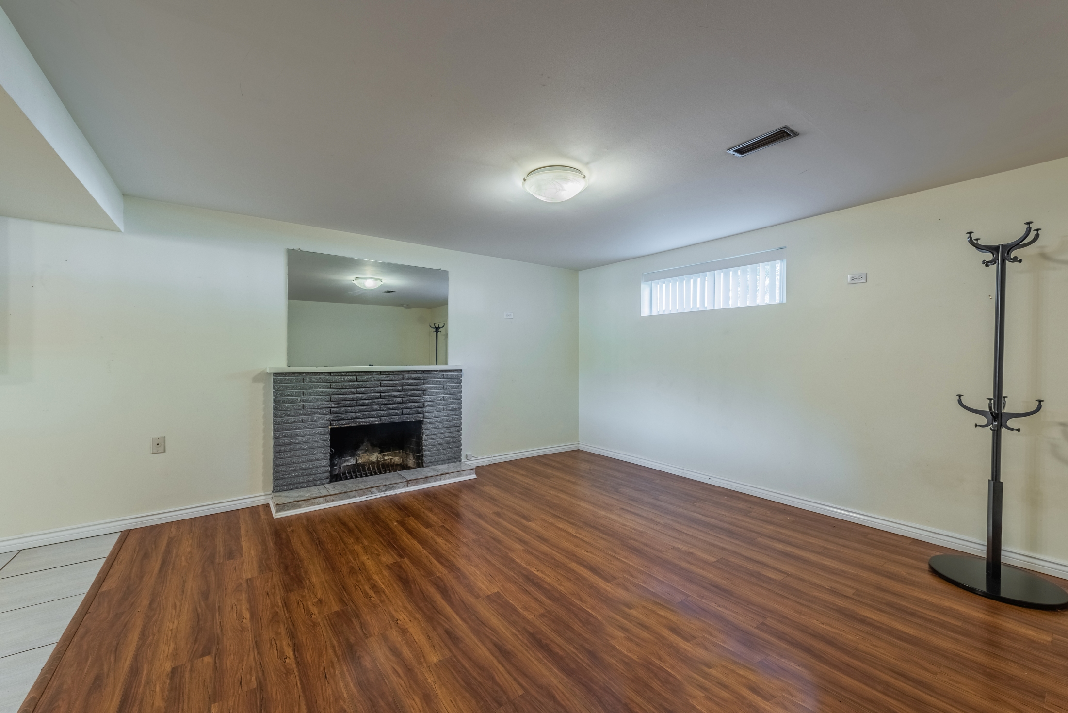8670 11TH AVENUE, BURNABY 13