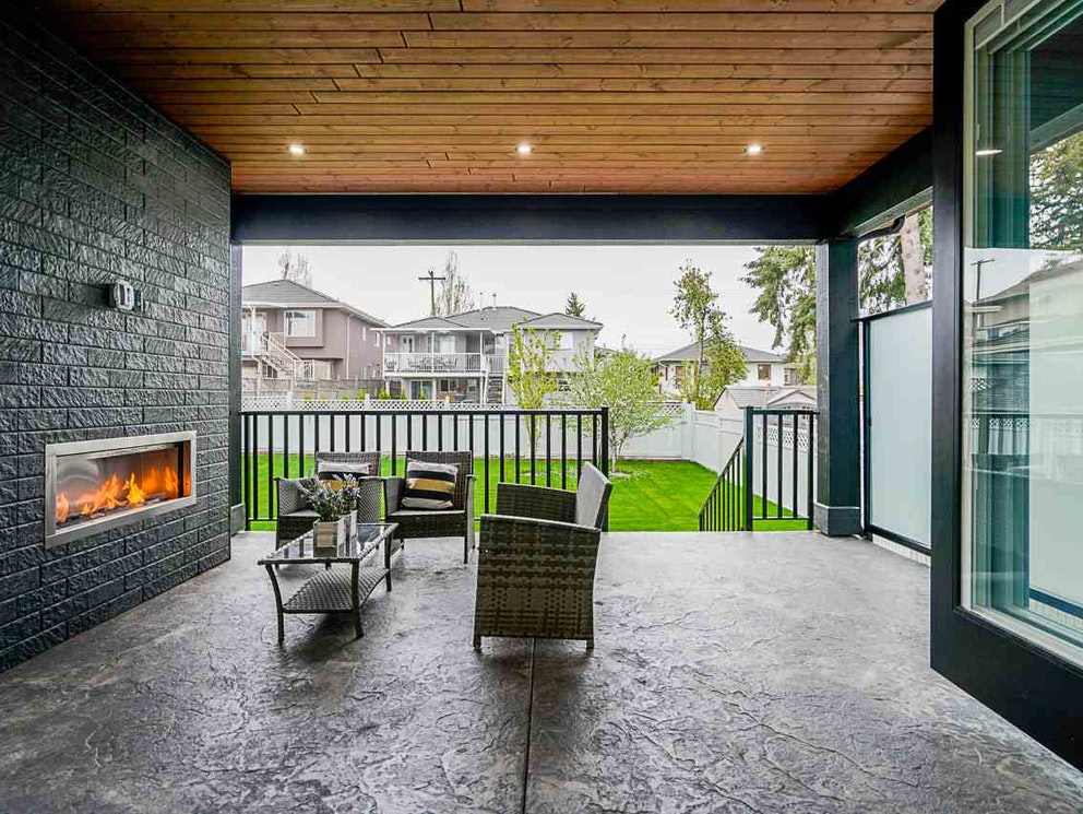 7923 GRAHAM AVENUE 17
