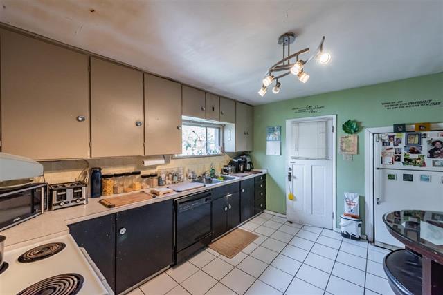 1805 Eighth Ave, New Westminster 4