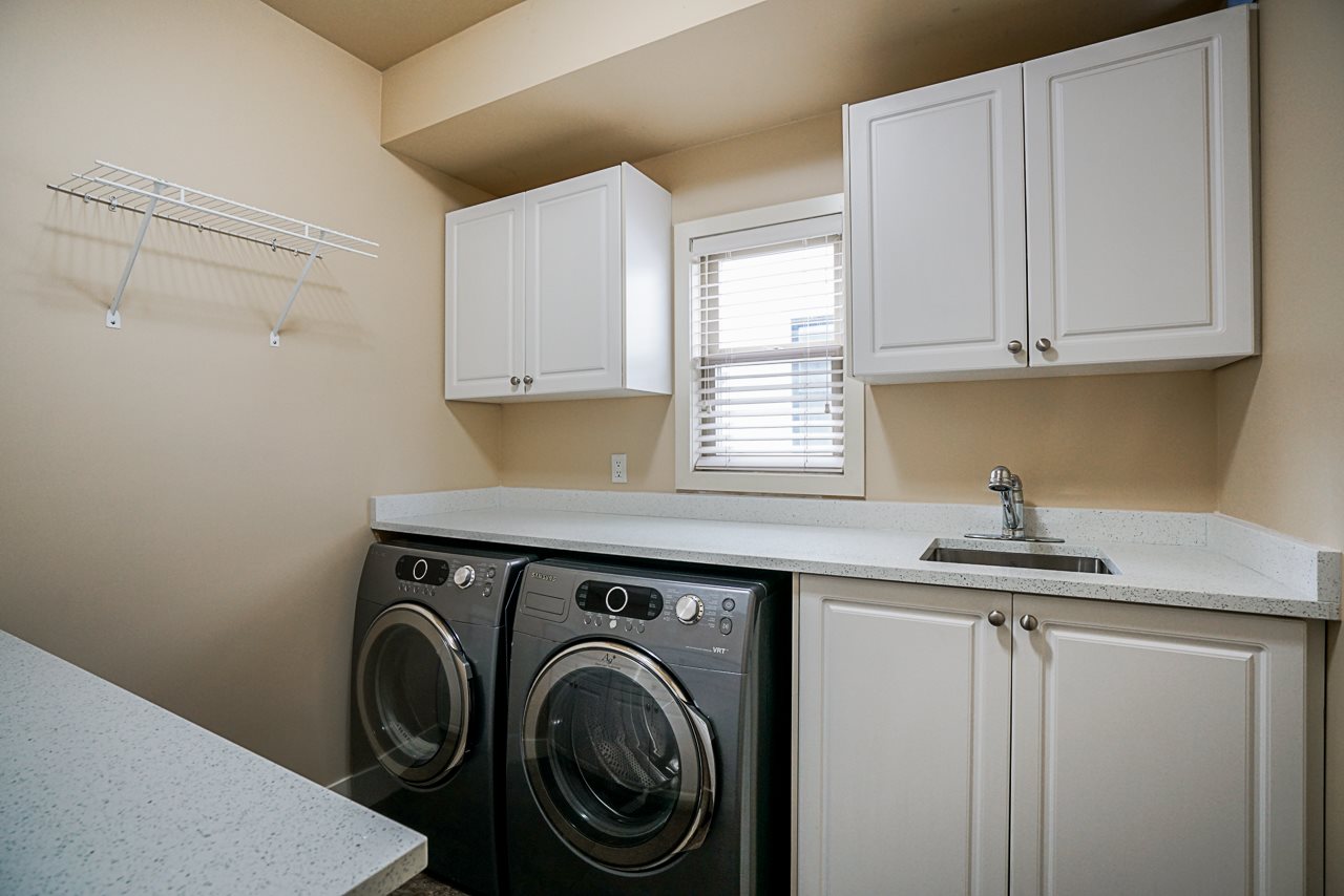8068 11TH AVENUE Burnaby East 12