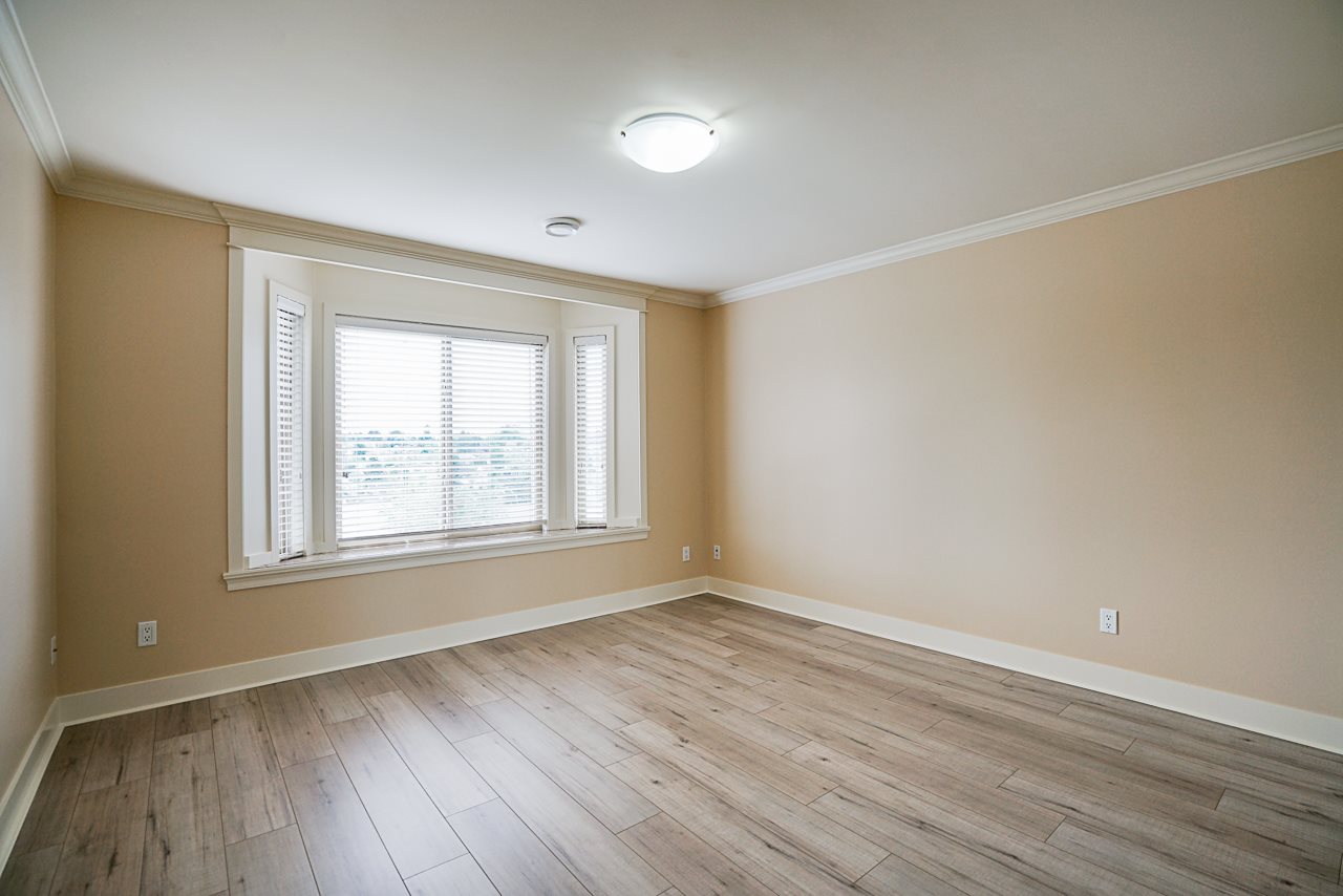 8068 11TH AVENUE Burnaby East 29