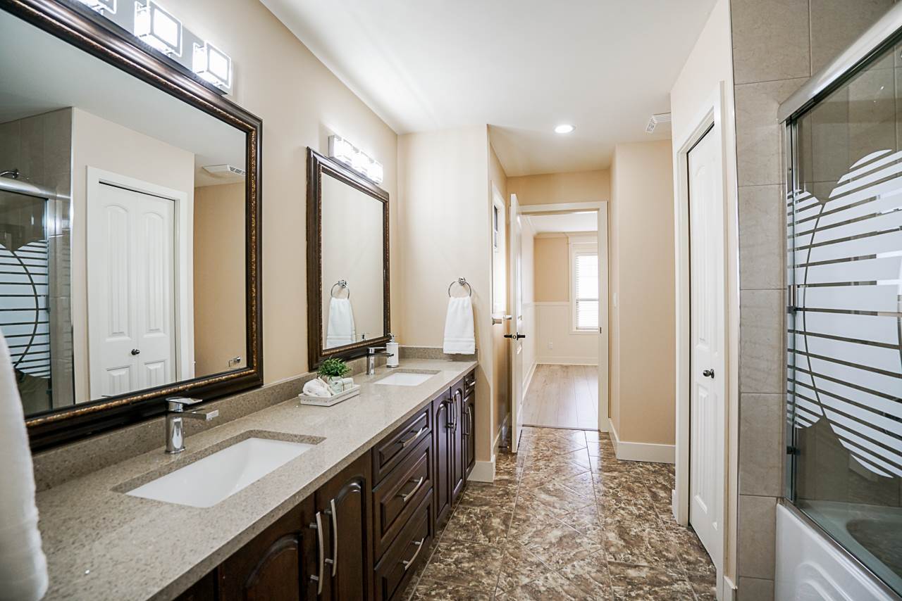 8068 11TH AVENUE Burnaby East 31