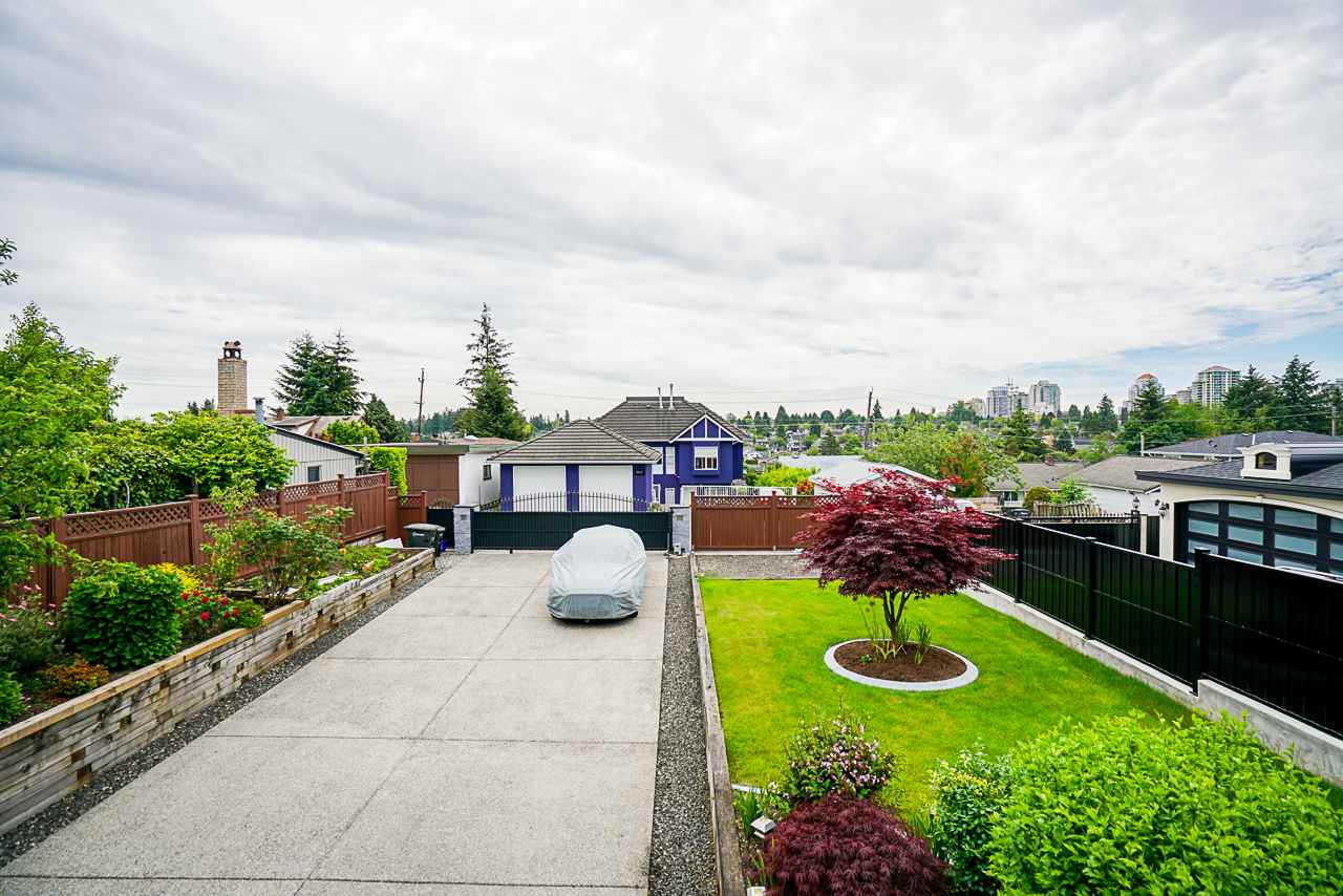 8068 11TH AVENUE Burnaby East 37