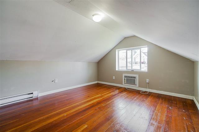 459 Garrett St, New Westminster 8