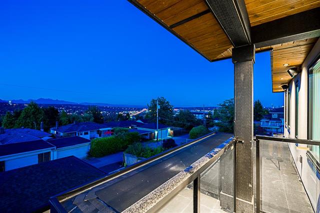 7756 Cariboo Rd, Burnaby 4