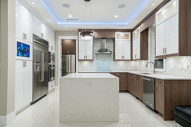 7756 Cariboo Rd, Burnaby 14