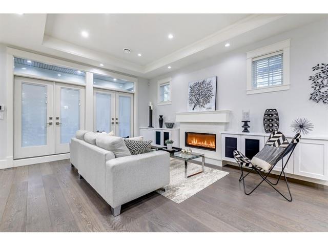 8089 11th Ave, Burnaby 17