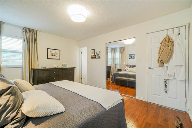 8133 19th Ave, Burnaby 9