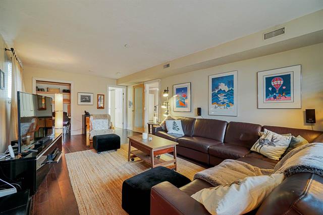 8133 19th Ave, Burnaby 7