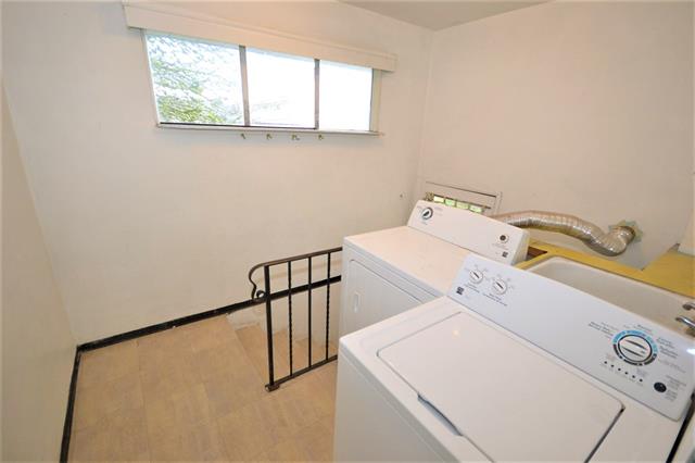 8144-8146 16th Ave, Burnaby 9