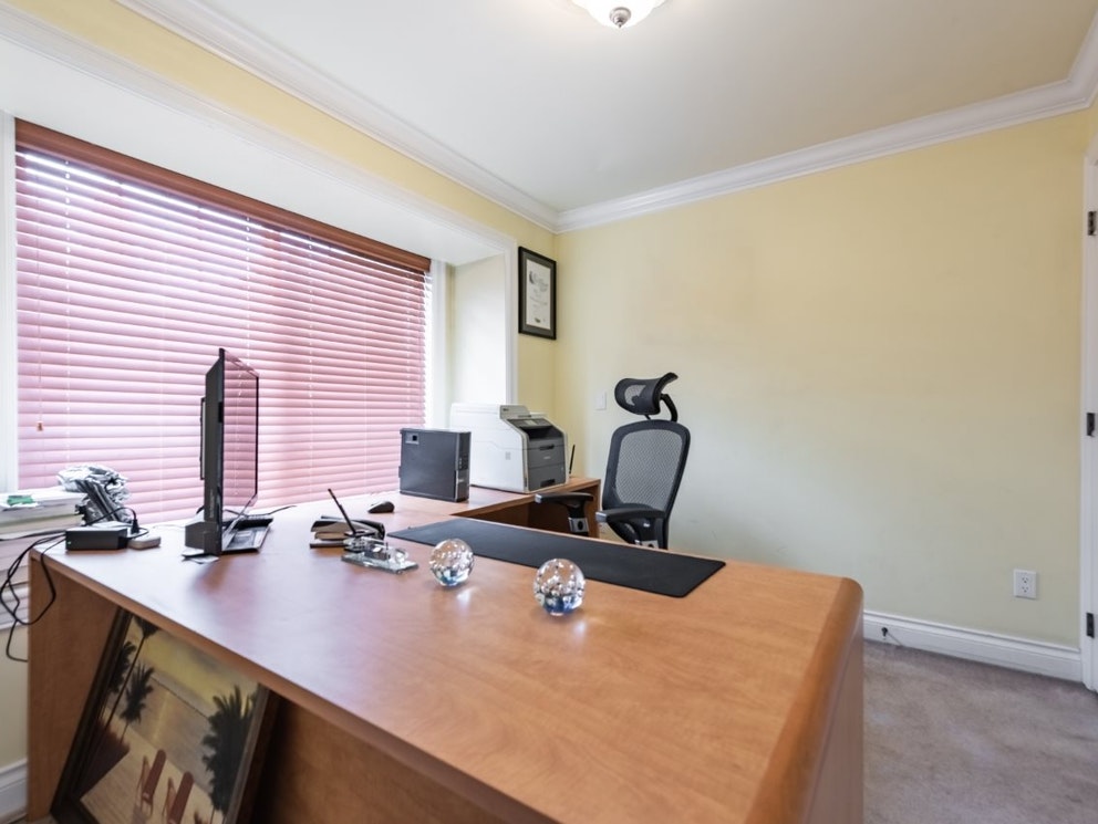 12087 90 Ave, Surrey 12