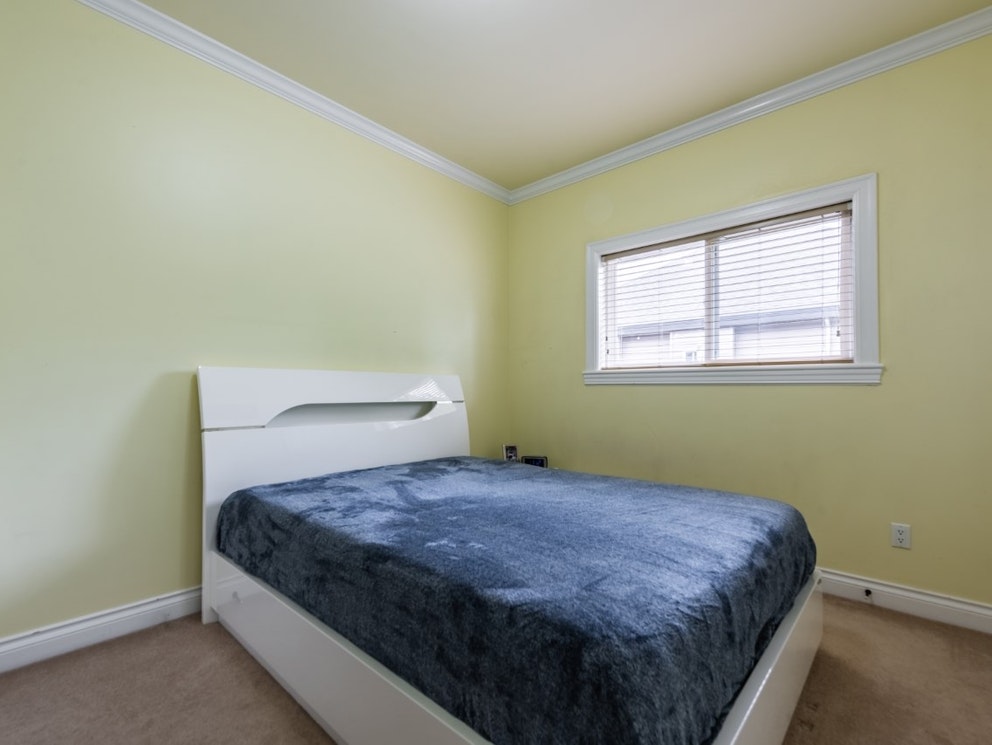 12087 90 Ave, Surrey 18
