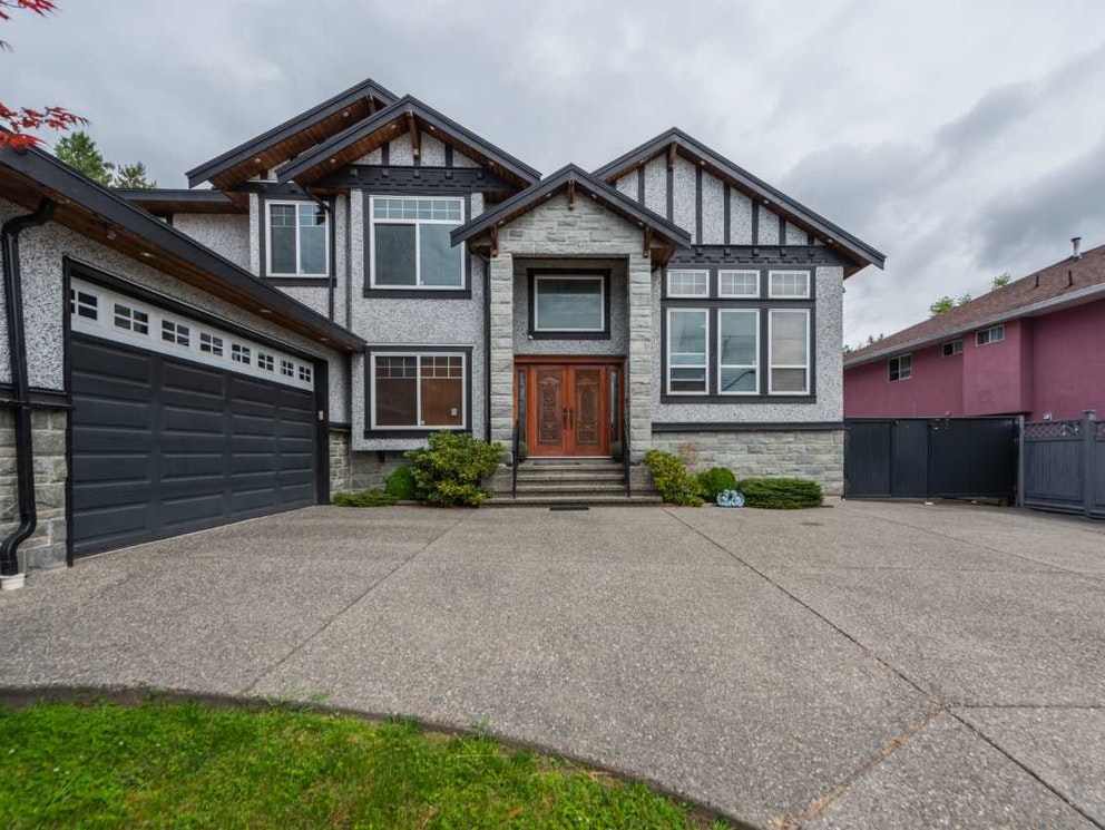 12087 90 Ave, Surrey 3
