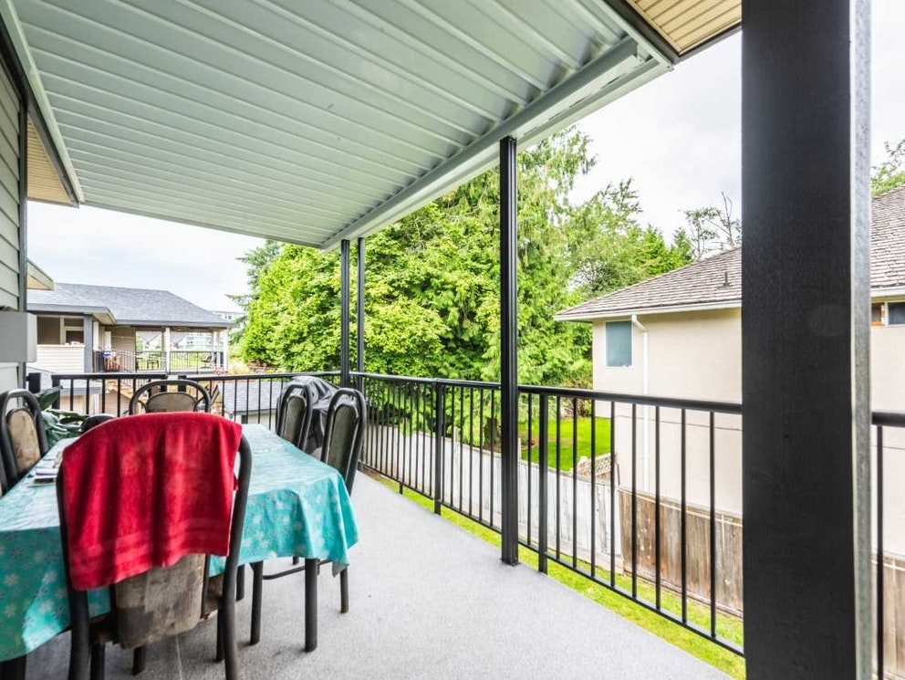 12087 90 Ave, Surrey 21