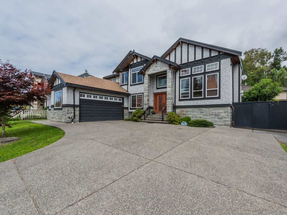 12087 90 Ave, Surrey 4