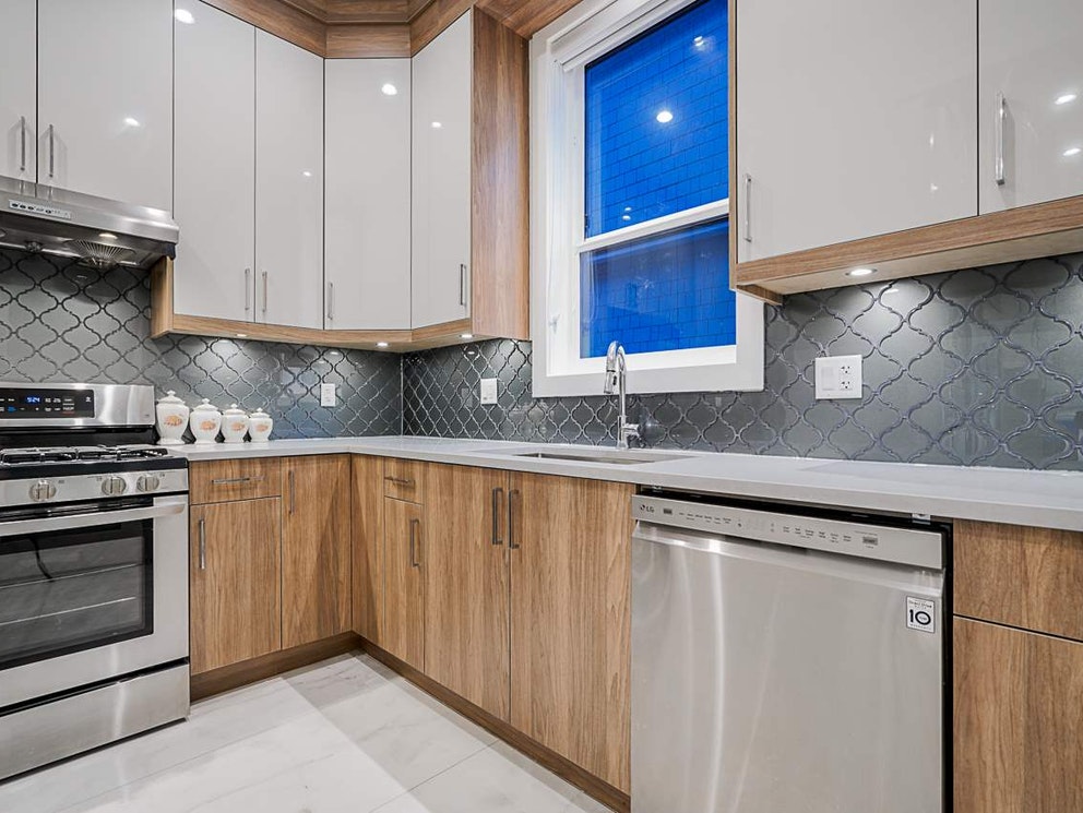 8159 13th Ave, Burnaby 15