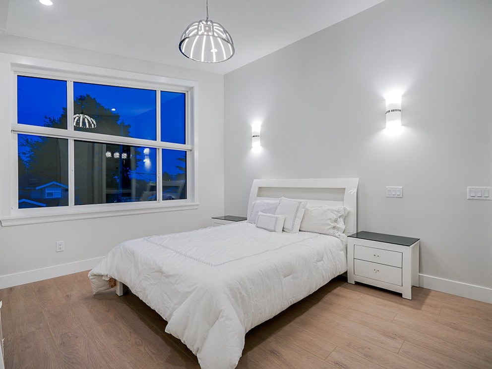 8159 13th Ave, Burnaby 25