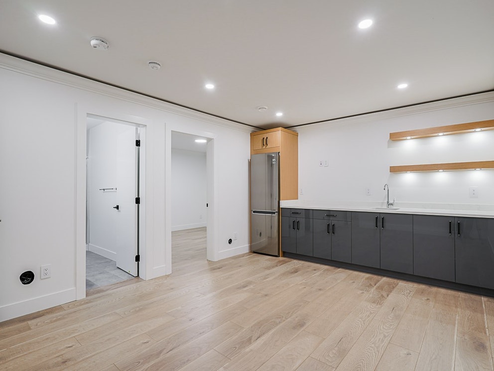 4330 Pender St, Burnaby 30