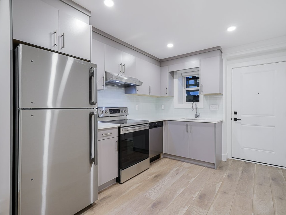 4330 Pender St, Burnaby 32