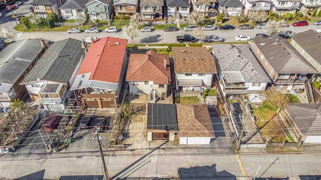 4814 Pender St, Burnaby North 18