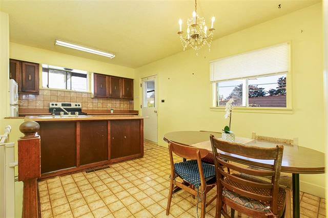 4814 Pender St, Burnaby North 6