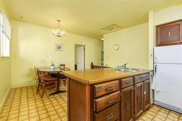 4814 Pender St, Burnaby North 7