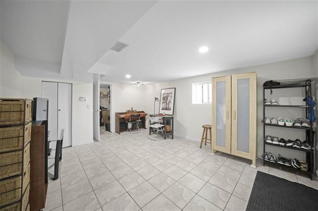 465 Wilson St, New Westminster 19
