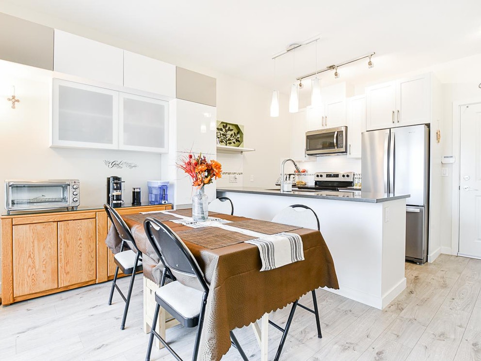 401 7908 15th Avenue, Burnaby East 7