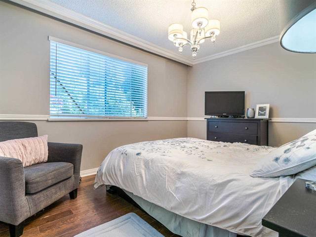 7740 Rosewood St, Burnaby 15