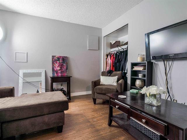 7740 Rosewood St, Burnaby 20