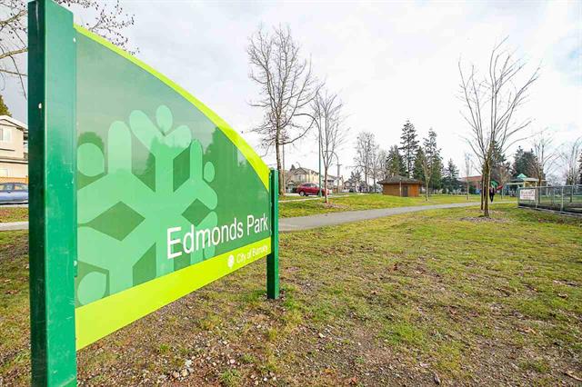 6857 Strathmore Ave, Burnaby 37