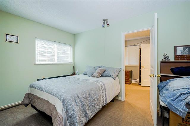 7696 7698 Cumberland St, Burnaby 16