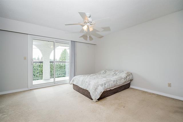 7696 7698 Cumberland St, Burnaby 28