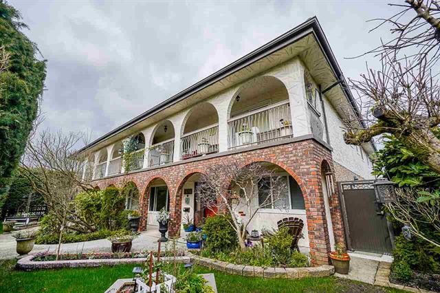 7696 7698 Cumberland St, Burnaby 4