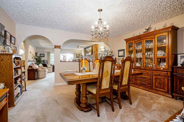 7696 7698 Cumberland St, Burnaby 8