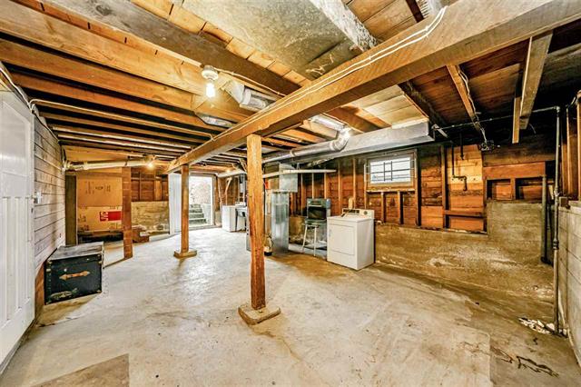 3069 Kitchener St, Vancouver East 25